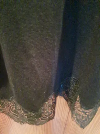 Suéter negro mujer con encaje