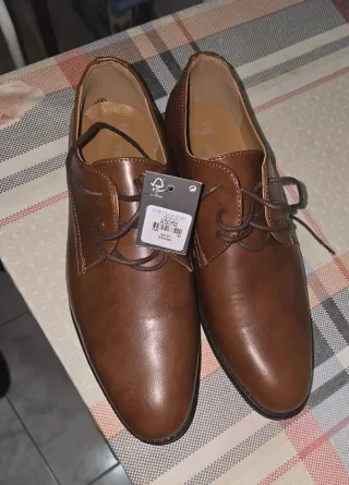 Zapatos vestir marrones Primark talla 44