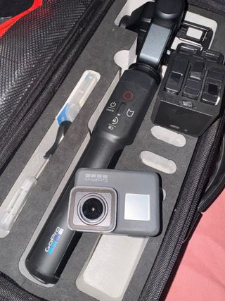 GoPro Hero 5 Black + Karma Grip + 3 Baterías