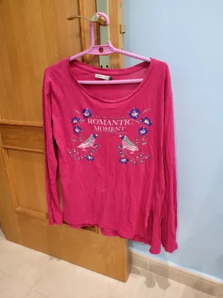 Camiseta rosa manga larga con pájaros