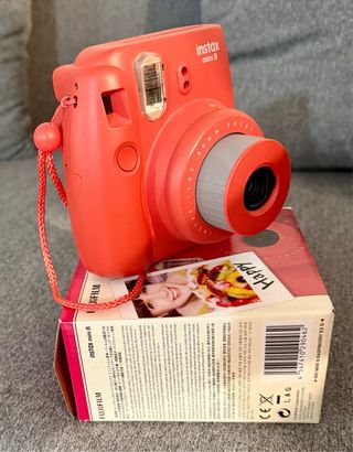 Fujifilm Instax Mini 8 Cámara Coral - impecable