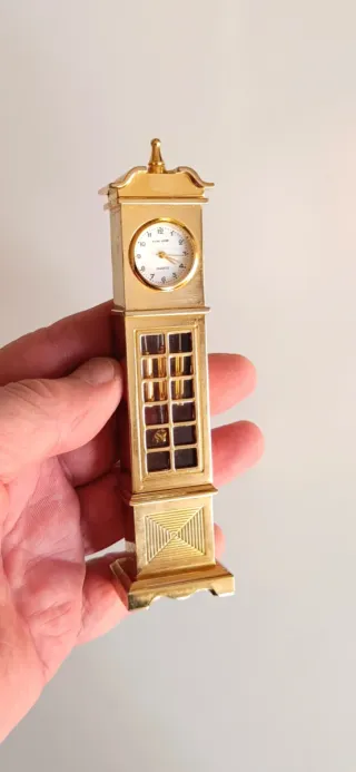 Mini Reloj Vintage Dorado