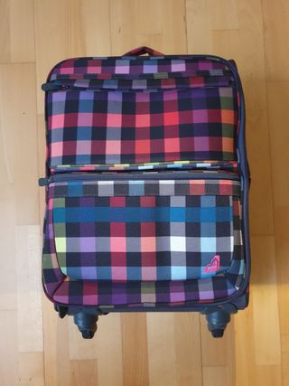 Maleta Roxy cabina, rigida, con ruedas NO REGATEO
