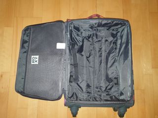 Maleta Roxy cabina, rigida, con ruedas NO REGATEO