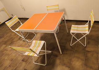 Tavolo picnic vintage con 4 sedie