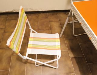 Tavolo picnic vintage con 4 sedie