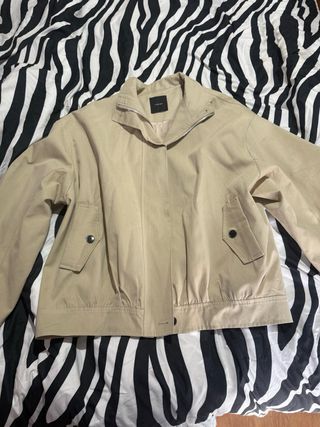 Chaqueta bomber beige