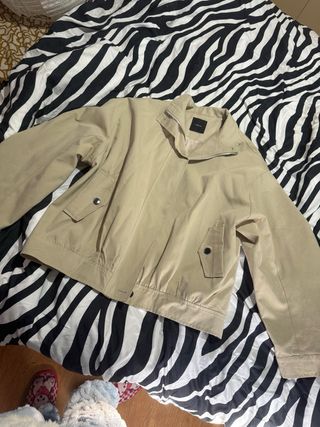 Chaqueta bomber beige