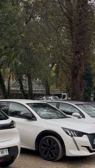 ALQUILER DE COCHE PEUGEOT 2024