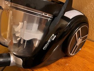 Aspiradora Rowenta Compact Power XXL
