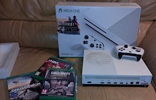 Xbox One S 500GB Bianca + 3 Giochi + Scatola