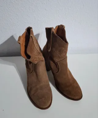 Botas Mustang mujer talla 38