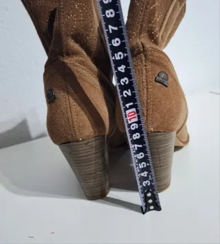 Botas Mustang mujer talla 38