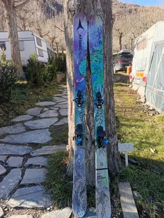 Sci Atomic Bent Chetler 90 con attacchi Dynafit ST