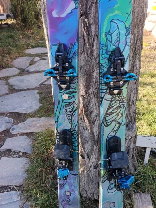 Sci Atomic Bent Chetler 90 con attacchi Dynafit ST