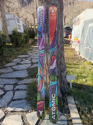 Sci Atomic Bent Chetler 90 con attacchi Dynafit ST