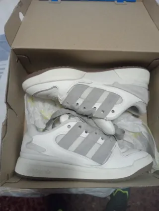 Adidas Forum Talla 40 Gris/Blanco