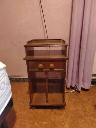 Mesilla auxiliar de madera
