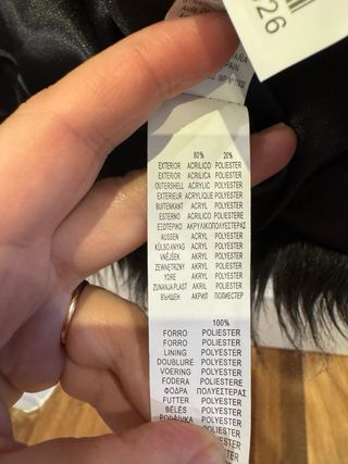 Chaleco crop pelo gris y negro