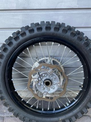 Llantas Kawasaki KX KXF con neumáticos