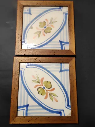 2 Ladrillos pintados a mano con Marco.