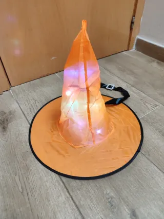Sombrero Bruja LED Naranja nuevo a estrenar