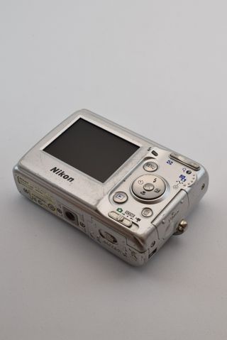 Cámara Nikon Coolpix L10
