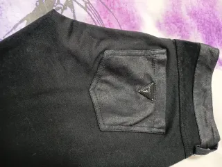 Pantalón Guess Negro Elástico Ajustado