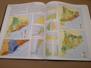 Atles Geogràfic de Catalunya i el Món (Catalan ...