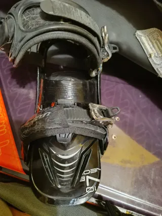 Pack Snowboard: 2 tablas, fijaciones,bacas y bolsa