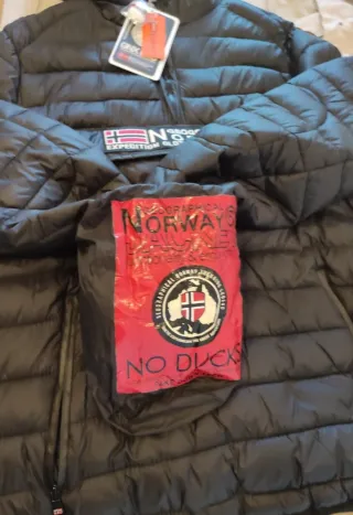 Anorak Chaqueta Norway Negra