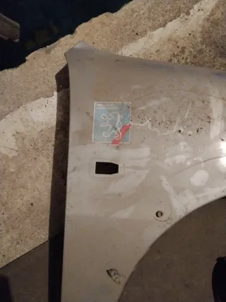 Aleta derecha Copiloyo Peugeot 106 Fase 2