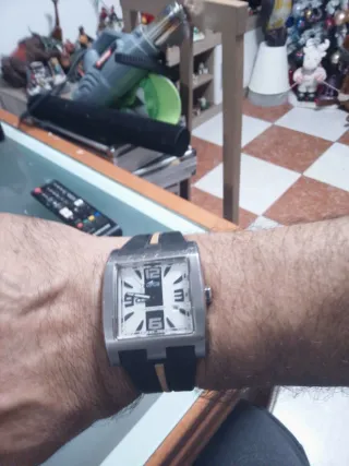 Reloj Lotus Hombre Negro/Plata