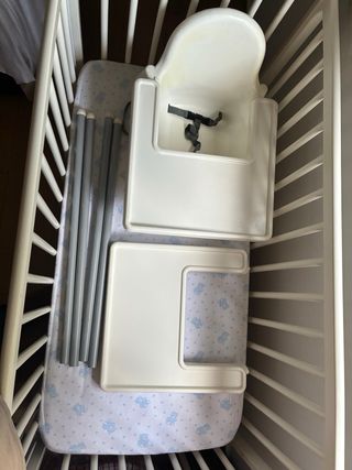 Cuna de bebé blanca . Se regala trona de Ikea