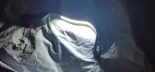 Linterna frontal LED recargable