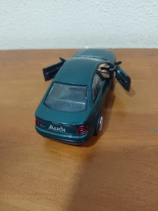 Miniaturas Audi A4 y Jaguar XK8 escala 1/32