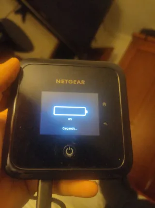 Netgear M5 5G Mobile Hotspot, modem portatile