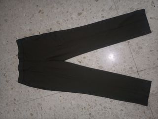 Pantalón Mango verde talla 38