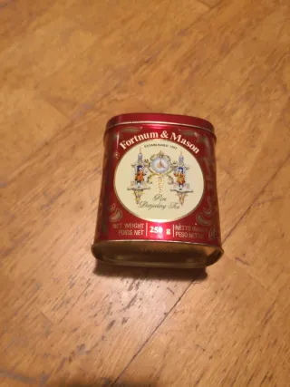 Caja de latón decorada 12cm x 8cm x 10cm