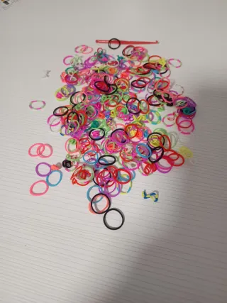 Gomitas y gancho para pulseras