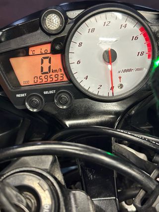 Yamaha R6 2006 / 59 mil km