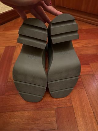 Botas Zara grises plataforma