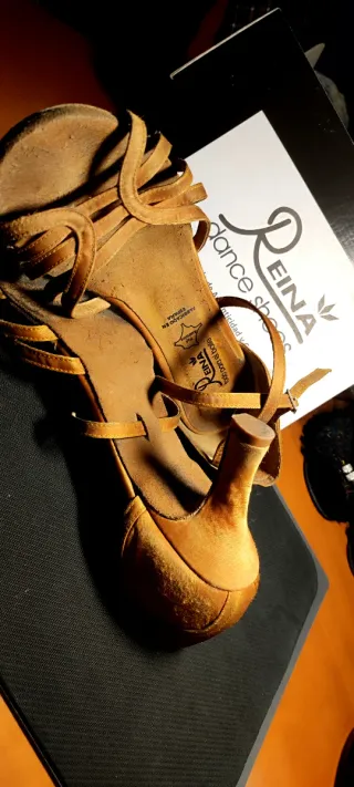 Zapatos de baile REINA Flex Tan T40