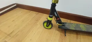 Patinete Oxelo con freno en manillar