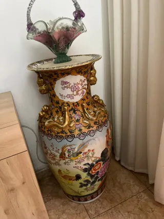 Grande Coppia di Vasi Cinesi