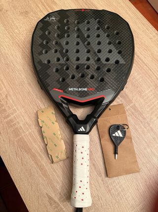 Adidas Metalbone HDR+ 2025