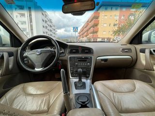 XC70 2.4 D5 Summum AWD 185 CV Automático