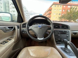 XC70 2.4 D5 Summum AWD 185 CV Automático