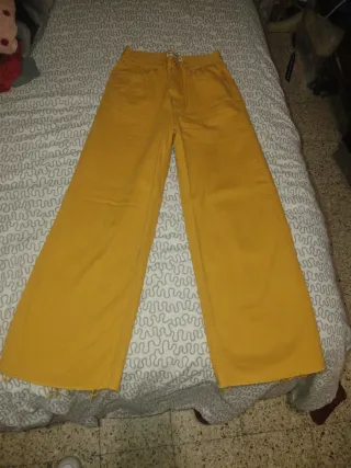 Pull&Bear Pantalones Anchos