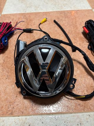 Cámara Trasera Logo VW Golf V y VI